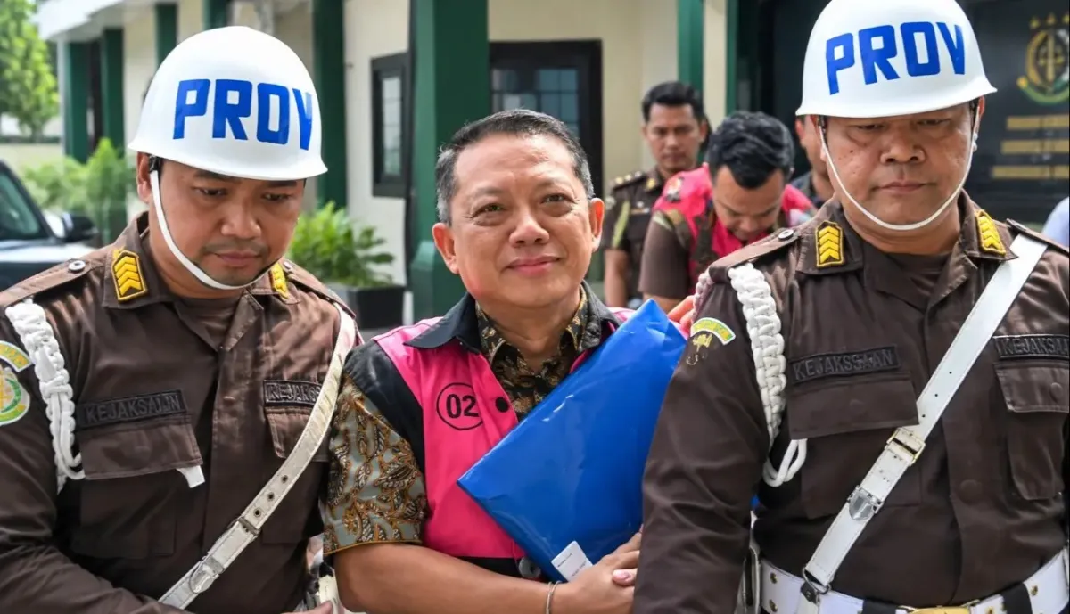 Eks Jampidsus Febrie Didakwa Pemerasan Rp55 Miliar dan TPPU Rp350 Miliar