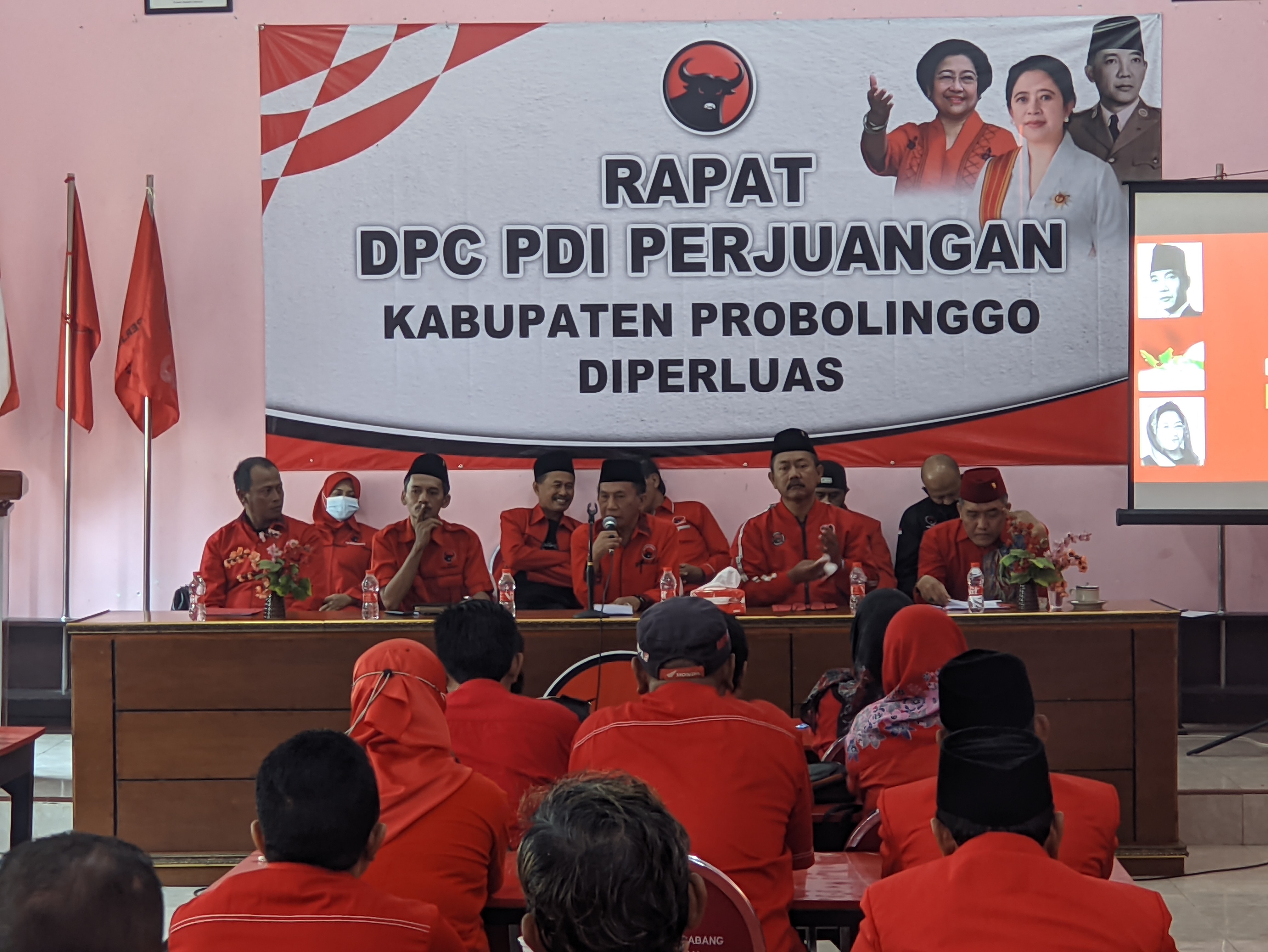 DPC PDI Perjuangan Kabupaten Probolinggo helar rapat diperluas Sabtu, 30 Juli 2022 