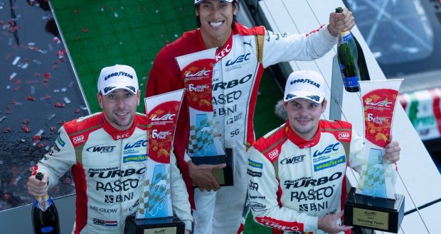 Pembalap muda Indonesia Sean Gelael bersama Robin Frijns dan Dries Vanthoor menjuarai kelas LMP2 pada balap ketahanan 6 jam di Sirkuit Fuji, Jepang atau 6 Hours of Fuji 2022, Minggu (11/9/22)