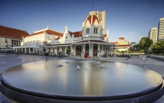 Gedung Balai Pemuda Surabaya