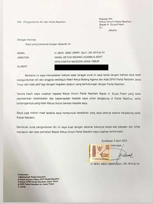 Surat pengunduran Gus Abid itu diunggah di akun Instagram pribadinya @abidumarfaruq. Dia mundur dari NasDem per 5 April 2023