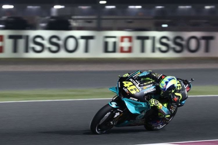 Valentino Rossi tampil buruk di MotoGP Qatar 2021 (Twitter @automobilsport)