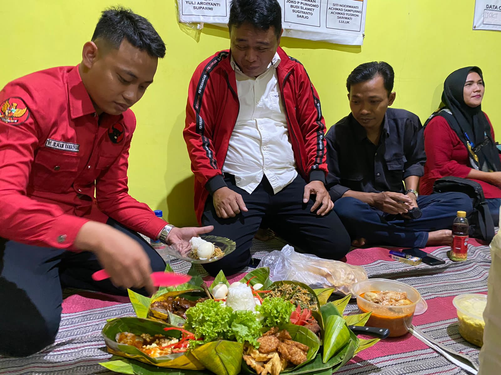 PAC PDI Perjuangan Kecamatan Asemrowo menggelar Refleksi dan Doa bersama jajaran kader