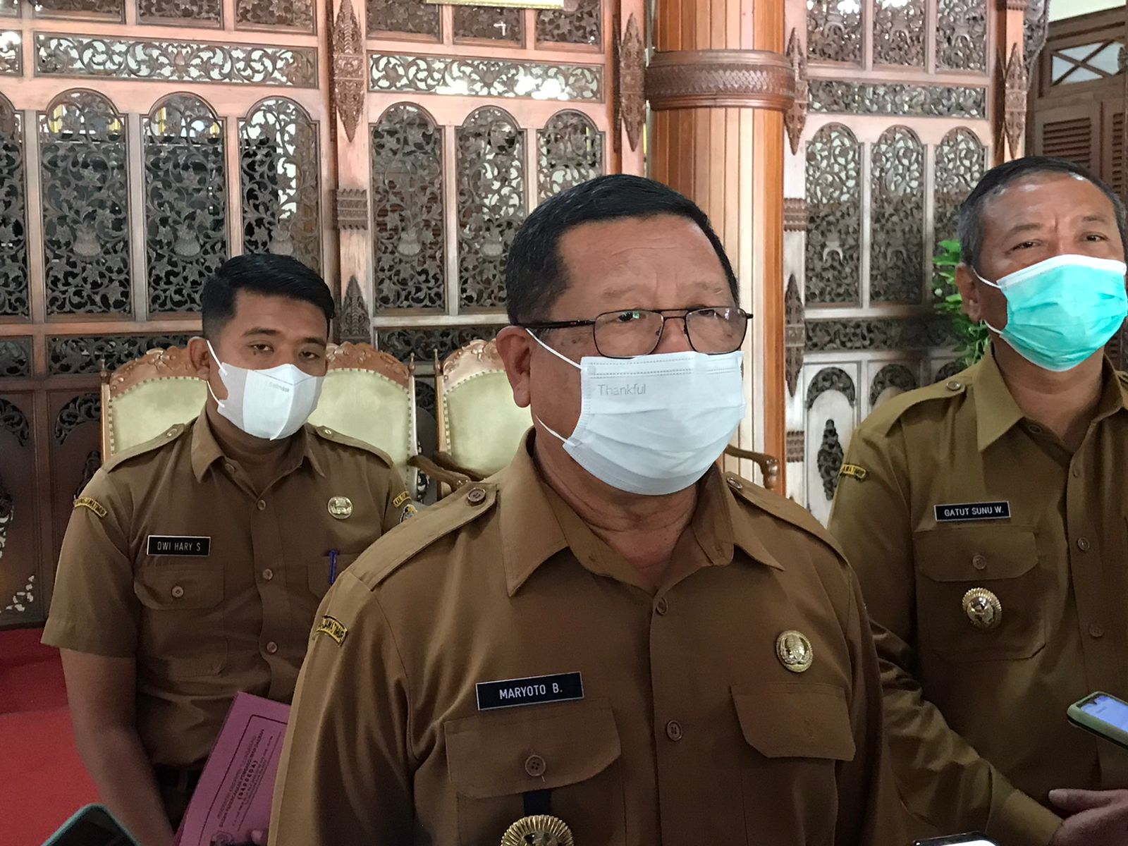 Maryoto Birowo selepas rapat menjelaskan pihaknya sempat mengajukan perubahan Trase exit tol di Desa Sembon