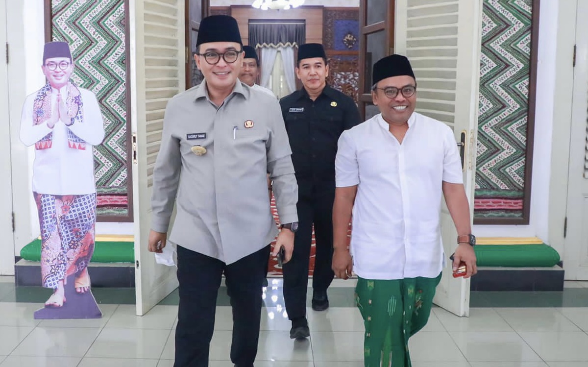 Bupati Badrrut Tamam mengundang Gus Islah ke Pendopo