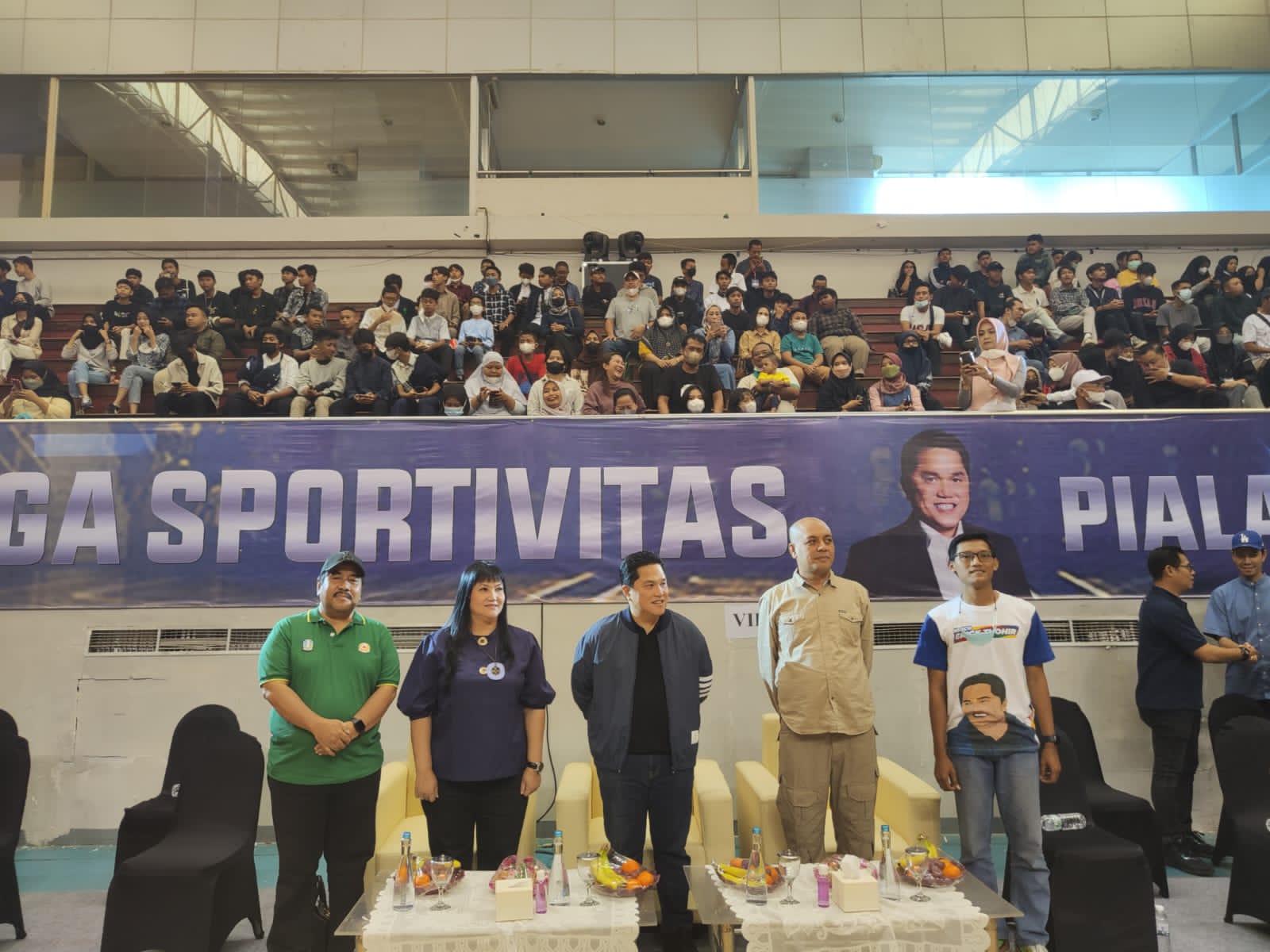Kompetisi Basket Putra Piala Eric Thohir Se-Jawa Timur di DBL Arena Surabaya dihadiri Menteri BUMN RI Erick Thohir dan dibuka oleh Kabid Olahraga Dispora Jatim, Firman Syah Ali 