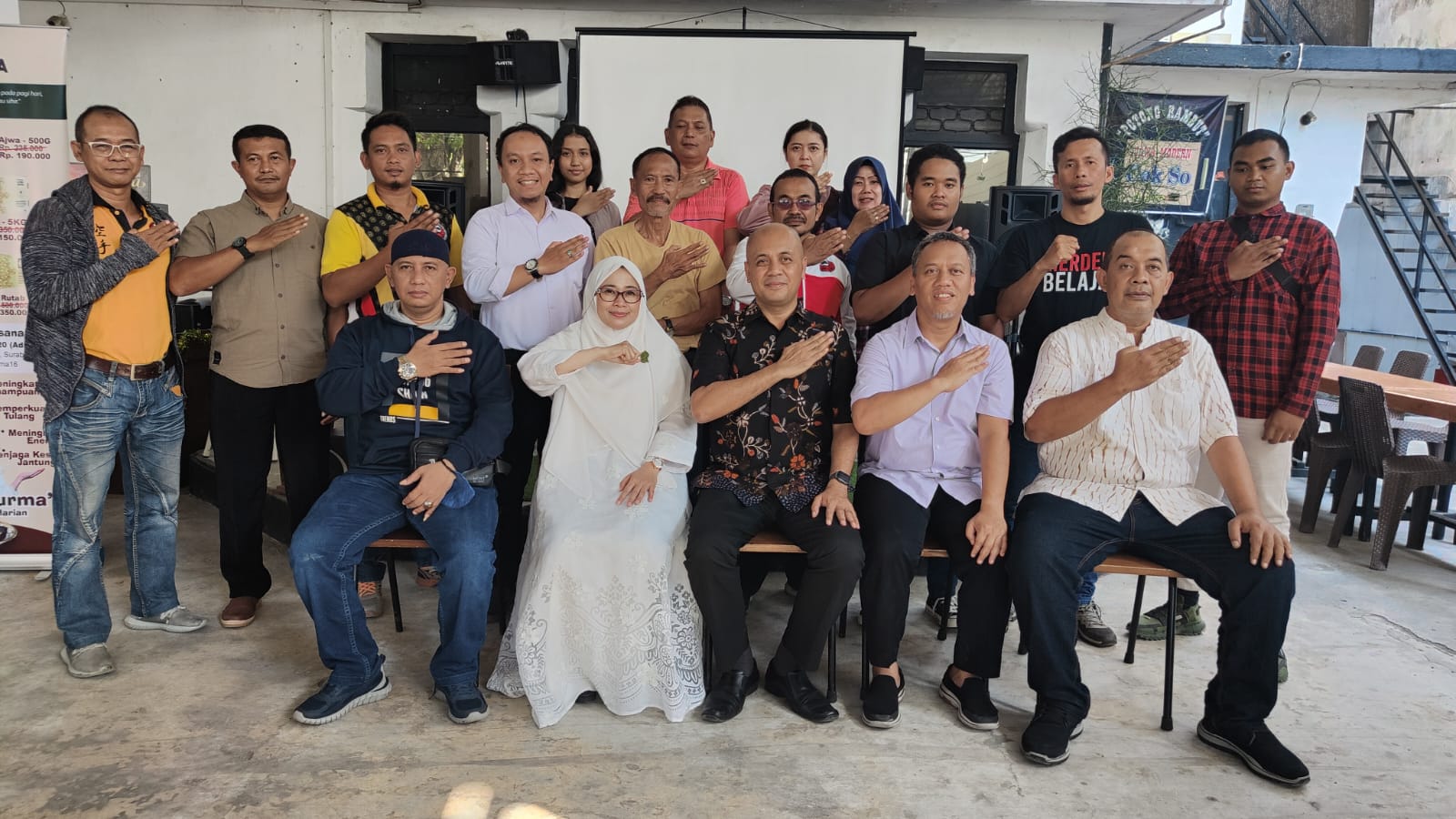 Pengurus Provinsi Indonesia Karate Do Jawa Timur (Pengprov INKADO Jatim) kemarin menyelenggarakan rapat persiapan Pelantikan dan Rakerprov di Java Cafe Jl Jawa Nomor 16 Surabaya
