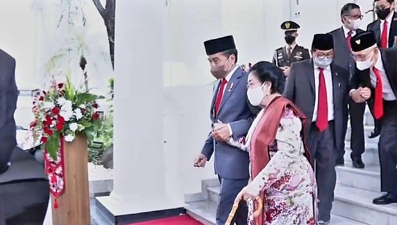 Presiden Joko Widodo dan Hj. Megawati Soekarnoputri