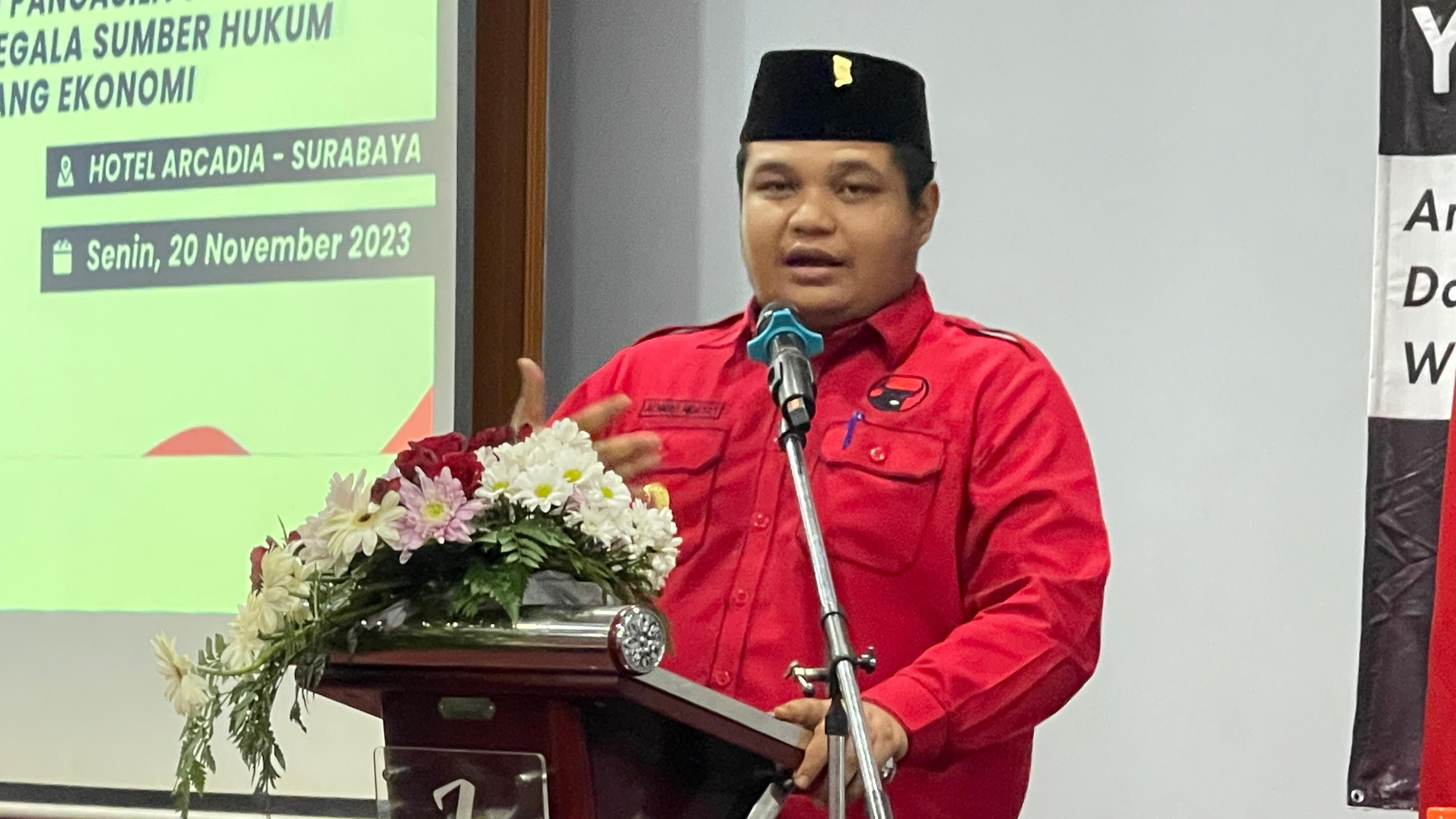 Wakil Sekretaris Dewan Pimpinan Cabang PDI Perjuangan Achmad Hidayat