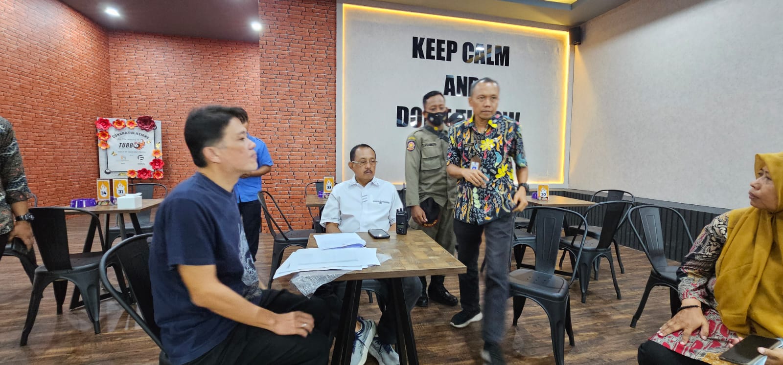 Armuji (baju putih)