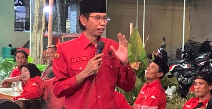 Ketua DPC PDI Perjuangan Surabaya Adi Sutarwijono 