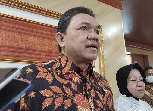 Anggota BPK Achsanul Qosasi dalam penyerahan Laporan Hasil Pemeriksaan BPK atas Laporan Keuangan Kementerian Sosial Tahun 2021
