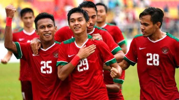 Tiga gol yang dicetak Egy Maulana Vikri, Witan Sulaiman dan Marselino Ferdinan membawa Timnas Indonesia meraih tiket ke semifinal sepakbola SEA Games 2022, setelah menumbangkan Myanmar 3-1 sekaligus merebut posisi Vietnam di puncak klasemen Grup A