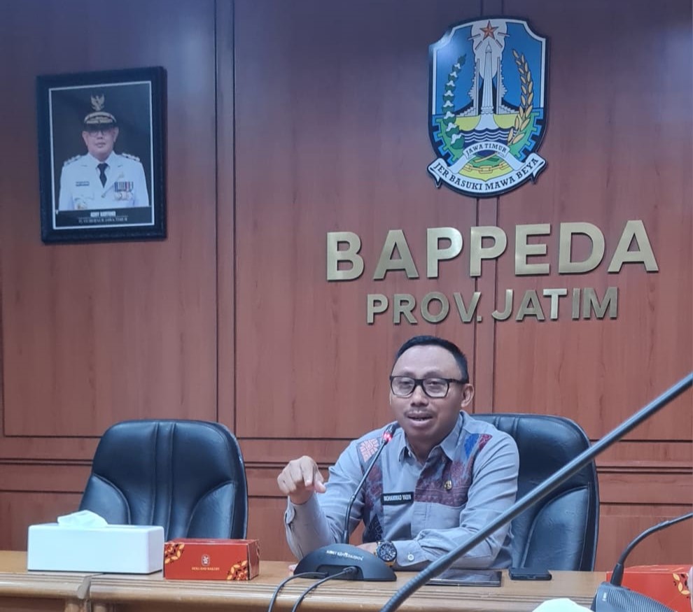 Kepala Bappeda Prov Jatim, Moh. Yasin ditemui di kantor Bappeda. 