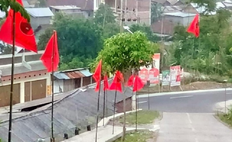 Bendera PDIP di Ngawi (Foto: PDI Perjuangan Jawa Timur)