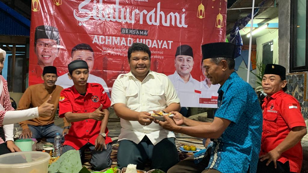 Sapa Warga bersama Wakil Sekretaris Dewan Pimpinan Cabang PDI Perjuangan Koa Surabaya Achmad Hidayat