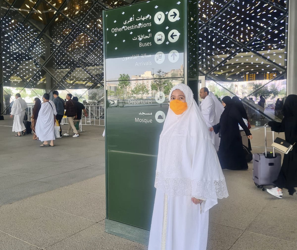 Ketua DPR RI Puan Maharani melaksanakan Ibadah Umrah