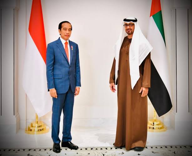 Presiden Joko Widodo bersama dengan Mohammed Bin Zayed