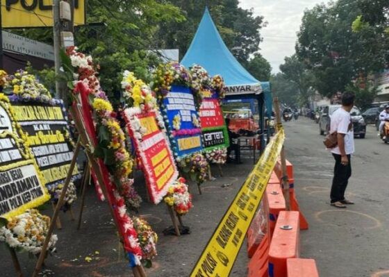 Lokasi tindakan bom bunuh diri di Kepolisian Sektor Astana Anyar, Kota Bandung, Jawa Barat, terjadi pada hari Rabu. 7 Desember 2022 pukul 08.20 WIB