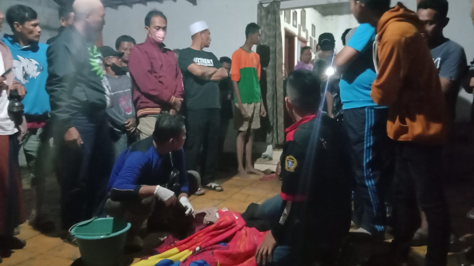 Azril (13) tenggelam setelah mandi di Telaga Dusun Mojolebak bersama dua temannya