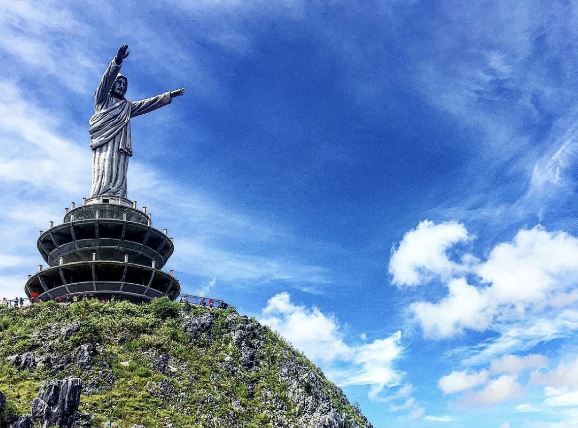 Wisata Religi Patung Tuhan Yesus tertinggi di dunia ada di Tana Toraja