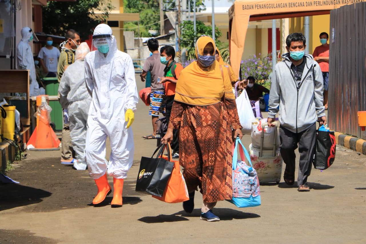 Dokumentasi foto pasien sembuh di Asrama Haji Kota Surabaya