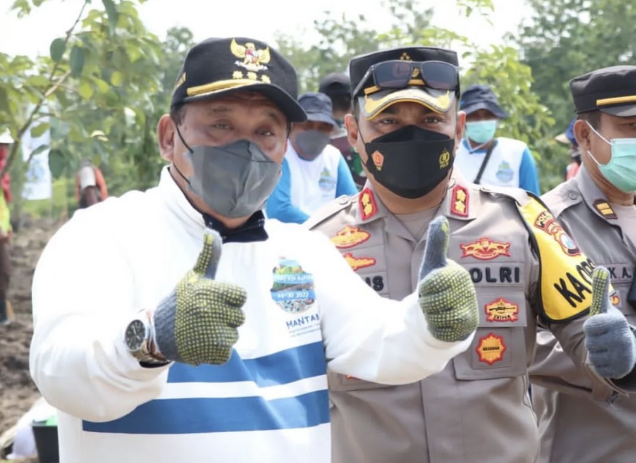 Plt Bupati Marhaen Djumadi dan Kapolres Nganjuk AKBP Boy Jeckson