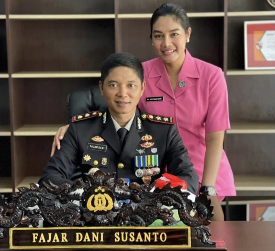 AKBP Fajar Dani Susanto dan Istri