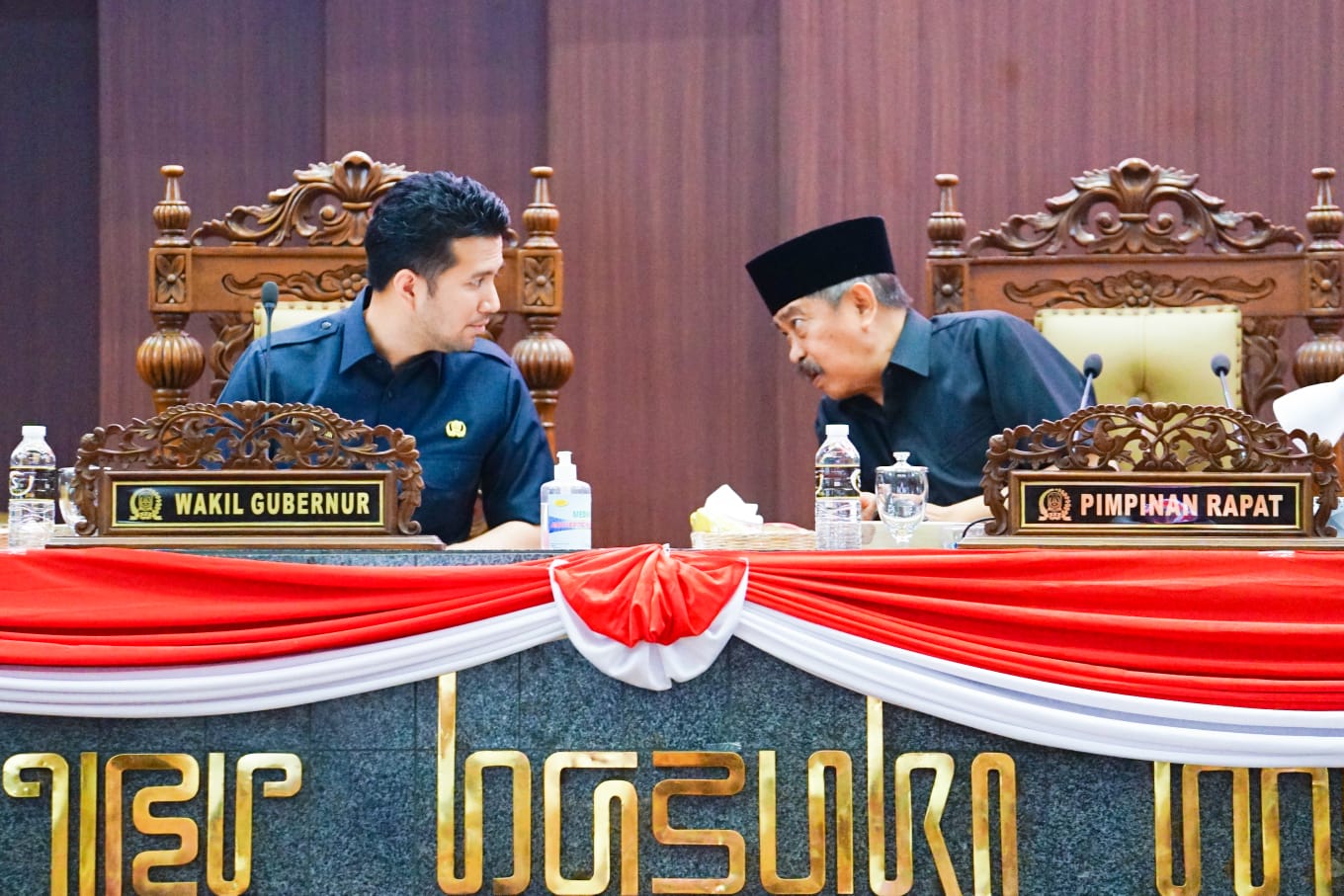 Wakil Gubernur Jawa Timur, Emil Elestianto Dardak saat Rapat Paripurna DPRD Prov. Jatim (Foto: dok.Humas Jatim)