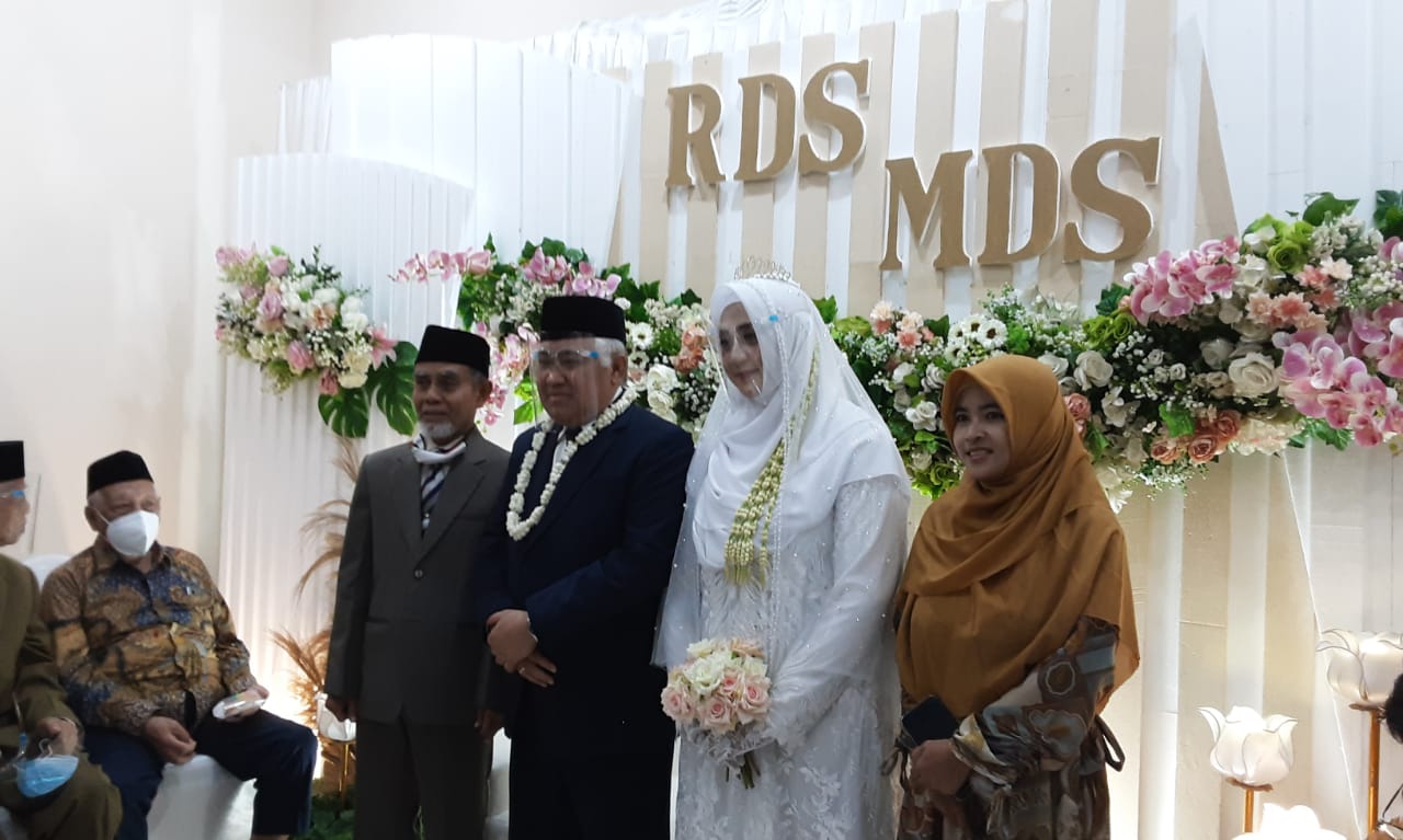 Pernikahan Din Syamsuddin dengan Rashda Diana di Pondok Pesantren Gontor, Ponorogo, Minggu (3/1/2021). Foto : Twitter @mamunmurod_