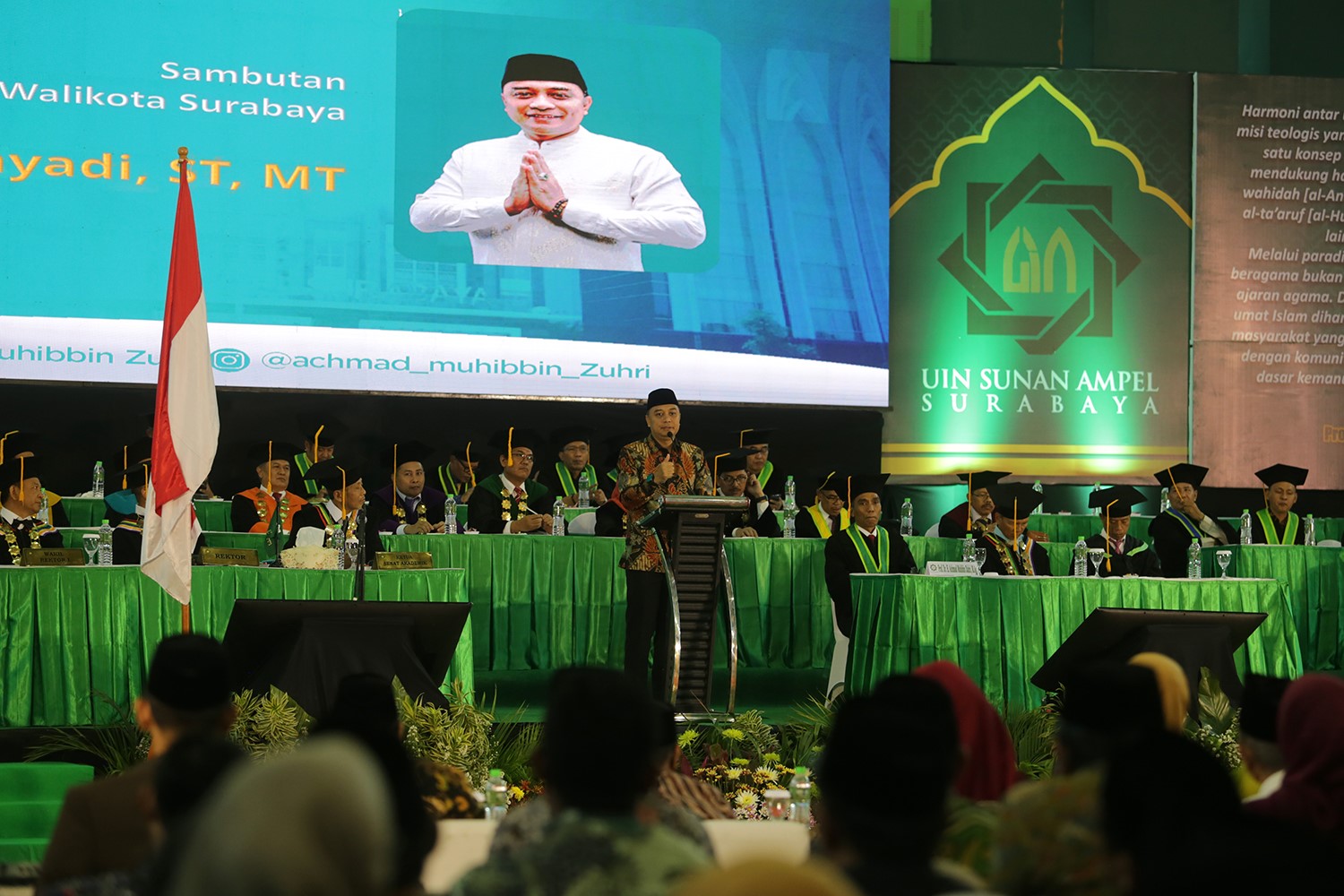 Wali Kota Surabaya Eri Cahyadi menghadiri Pengukuhan Guru Besar Ilmu Bidang Teologi Islam Kontemporer UINSA, Achmad Muhibbin Zuhri.