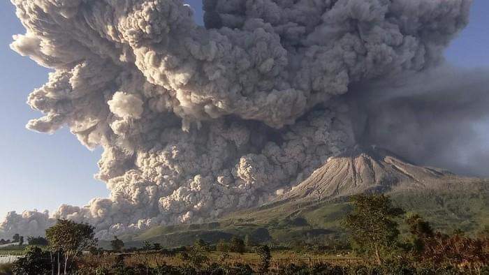 Erupsi Gunung Sinabung, Selasa (02/3/2021). (Dok. Pos Pengamatan Gunung Api Sinabung-PVMBG)