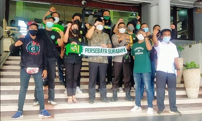 Pertemuan Bonek dan Wali Kota Surabaya.