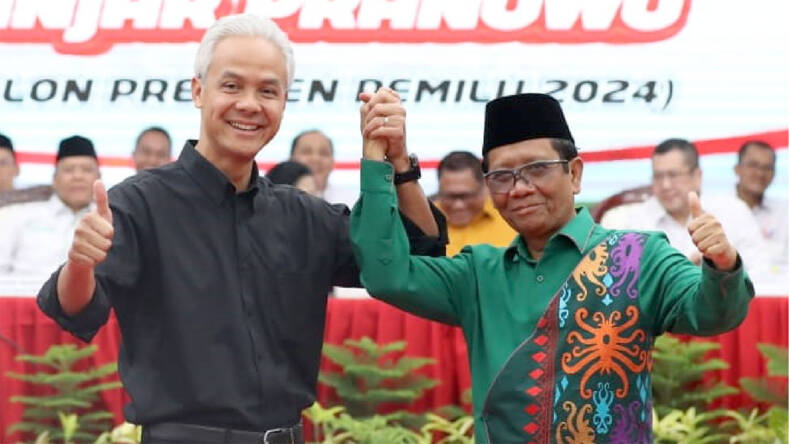 Ganjar Pranowo dan Mahfud MD