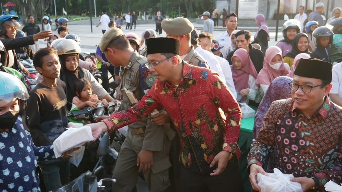 Gus Muhdlor sebelum ditahan KPK