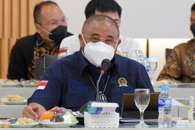 Anggota Komisi III DPR RI Habib Aboe Bakar Alhabsyi saat mengikuti Kunjungan Kerja Reses Komisi III DPR RI ke Jawa Timur, Senin (11/10/2021). (DPR)