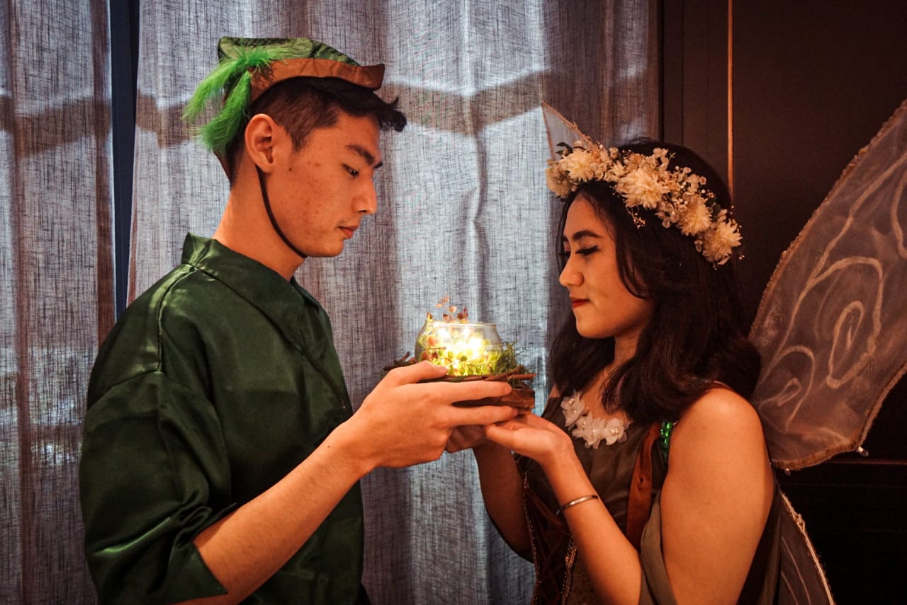 Salah satu perayaan velentine yang menyediakan paket-paket menu restoran hotel. 