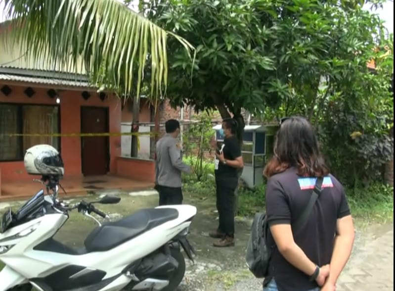 Suasana rumah yang menjadi tragedi pembacokan di Desa Wonokupang, Kecamatan Balongbendo, Sidoarjo. 