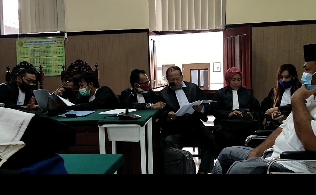 Suasana sidang mantan Camat Kras, Kabupaten Kediri, Senin (22/2/2021). 