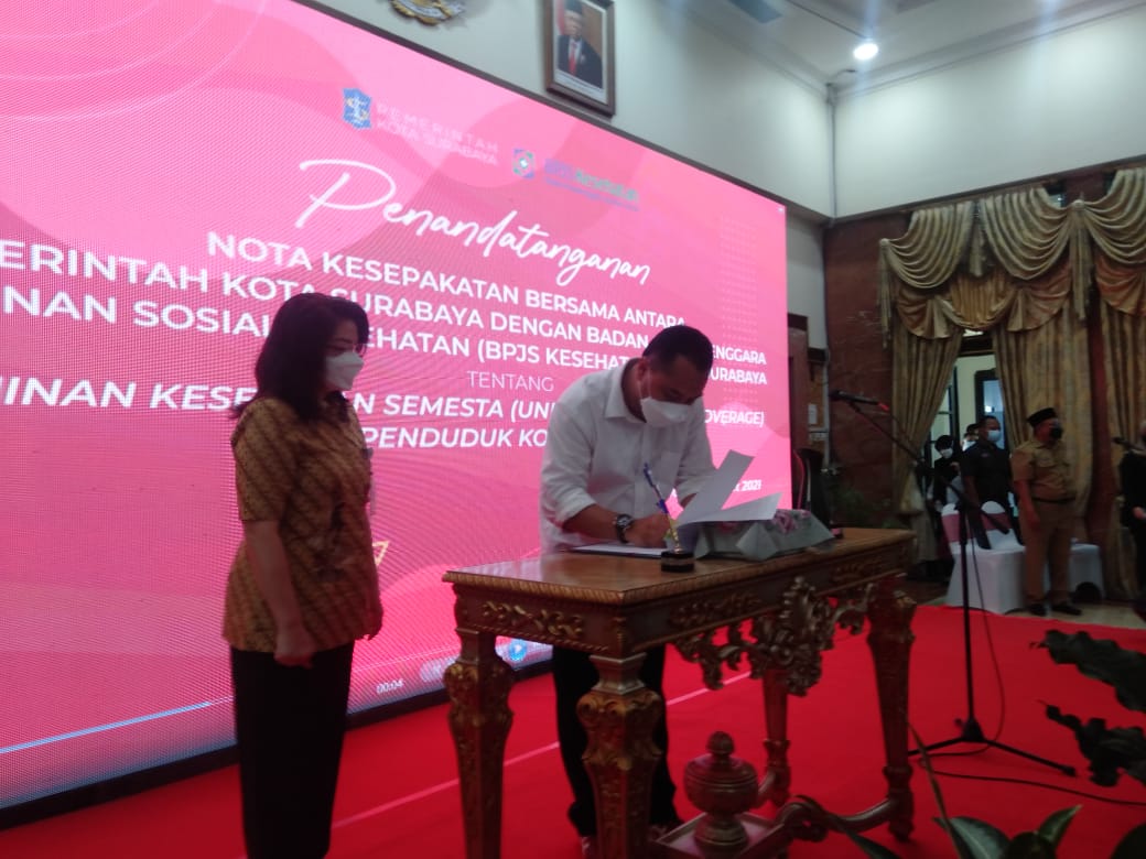 Penandatanganan nota kesepakatan bersama Badan Penyelenggara Jaminan Sosial (BPJS) Kesehatan, Kantor Cabang Surabaya.