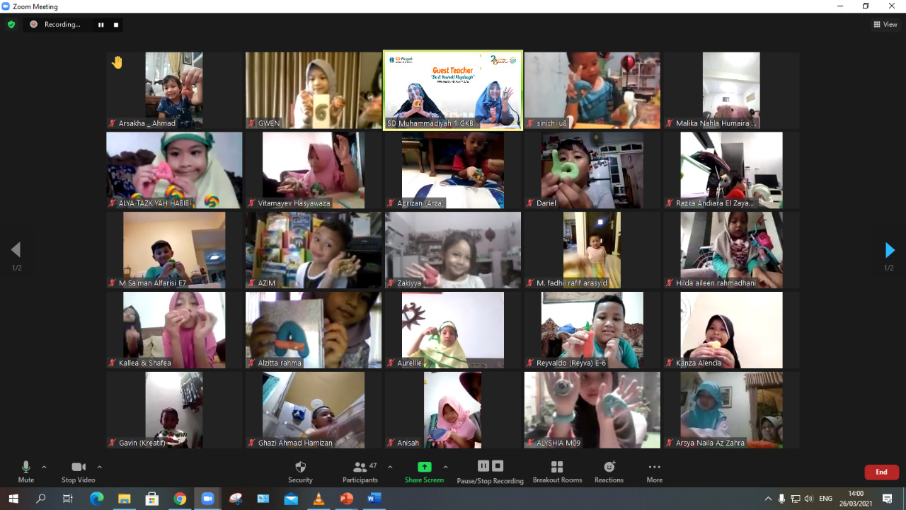Acara Guest Teacher ini merupakan salah satu kegiatan dari rangkaian acara Happy Learning Class, Minggu (28/3/2021) 