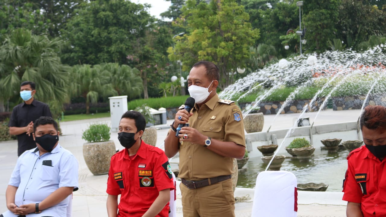 Wakil Wali Kota Surabaya, Armuji saat bertemu dengan para seniman
