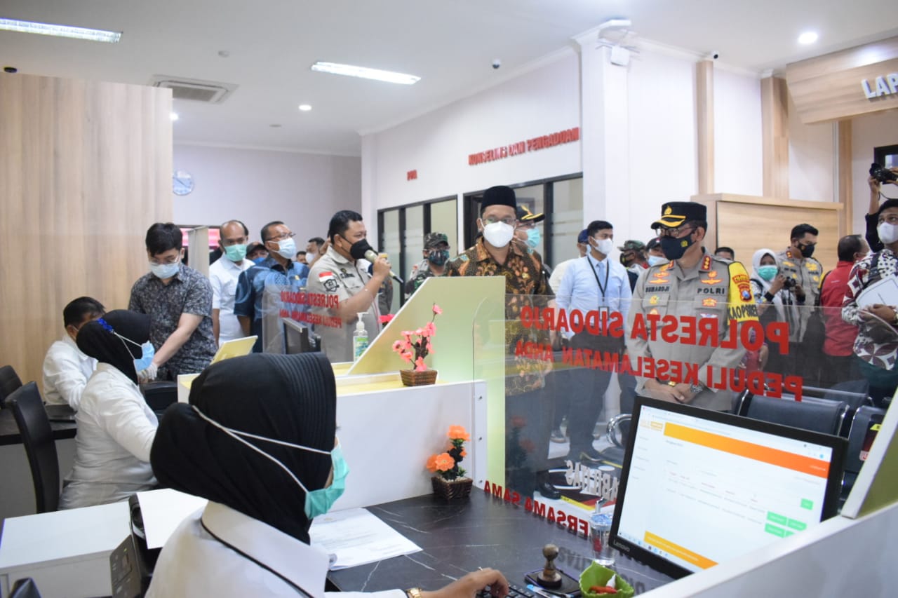 Bupati Sidoarjo Ahmad Muhdlor Ali dan Kapolresta Sidoarjo Kombes Pol Sumardji saat meresmikan MMPP, Kamis (20/5/2021).