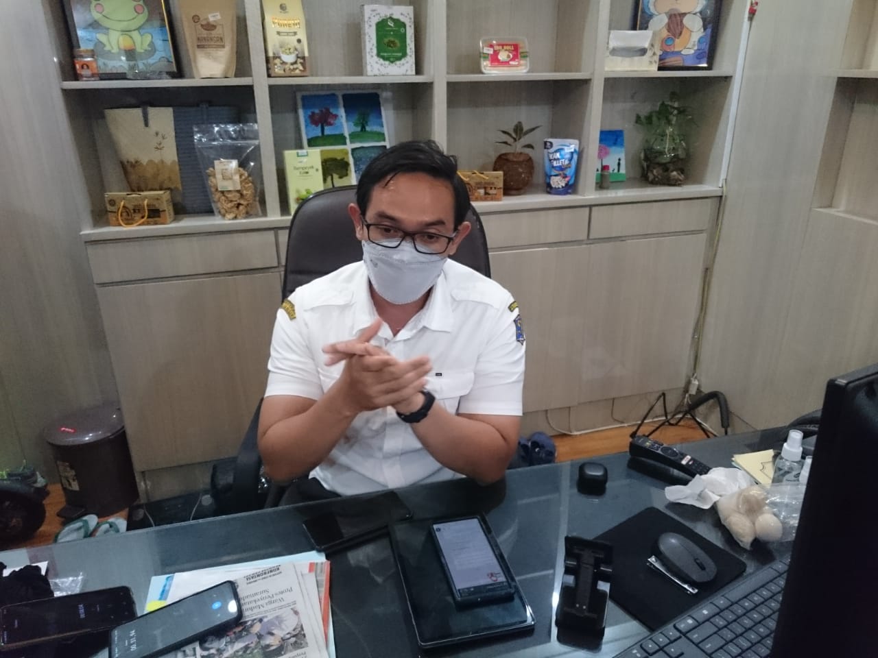 Kepala Bagian Humas Pemkot Surabaya, Febriadhitya Prajatara
