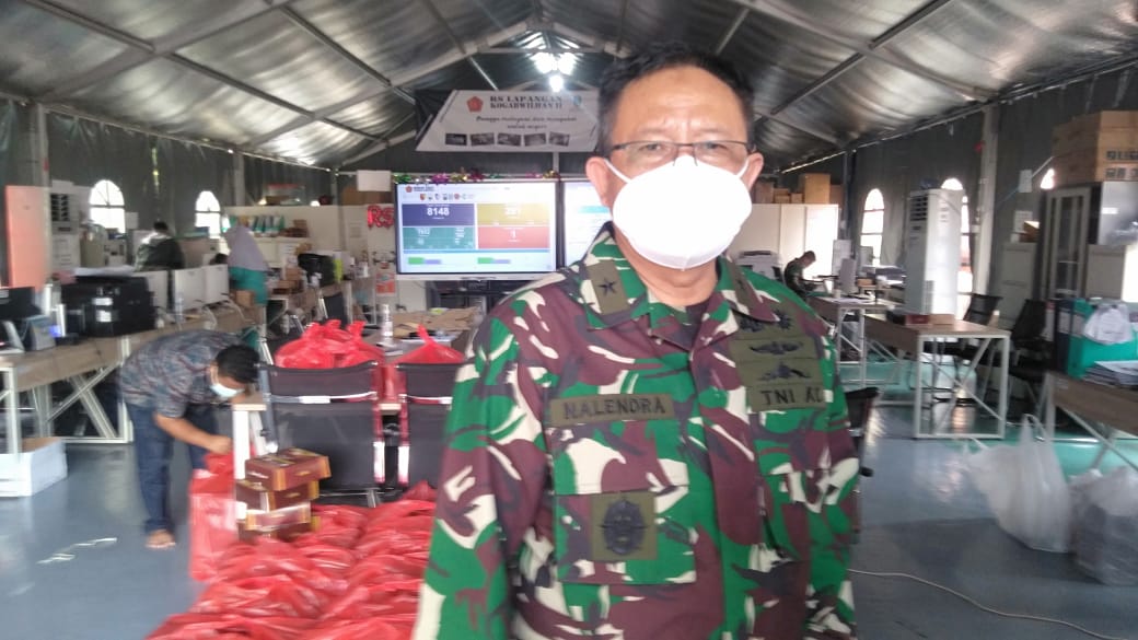 Penanggungjawab Rumah Sakit Lapangan Indrapura Surabaya, Laksamana Pertama TNI dr. I Dewa Gede Nalendra Djaya Iswara, Sp.B., Sp. BTKV.