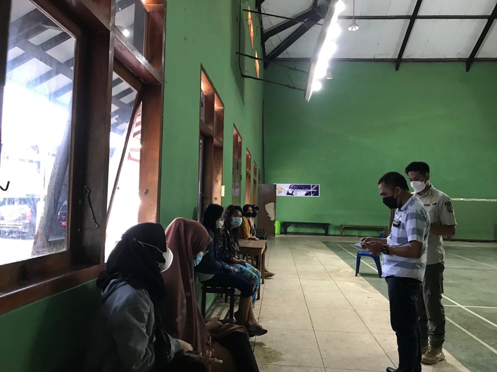 Pasangan bukan suami istri digelandang ke Mako Pol PP.