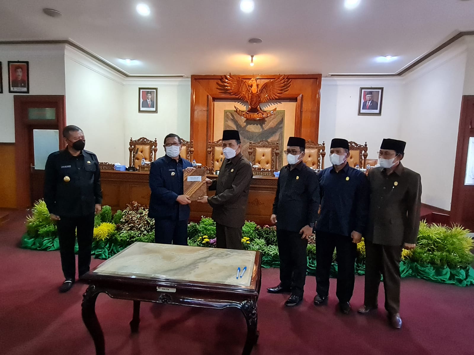 DPRD Tulungagung menggelar rapat Paripurna membahas Propemperda tahun 2022.