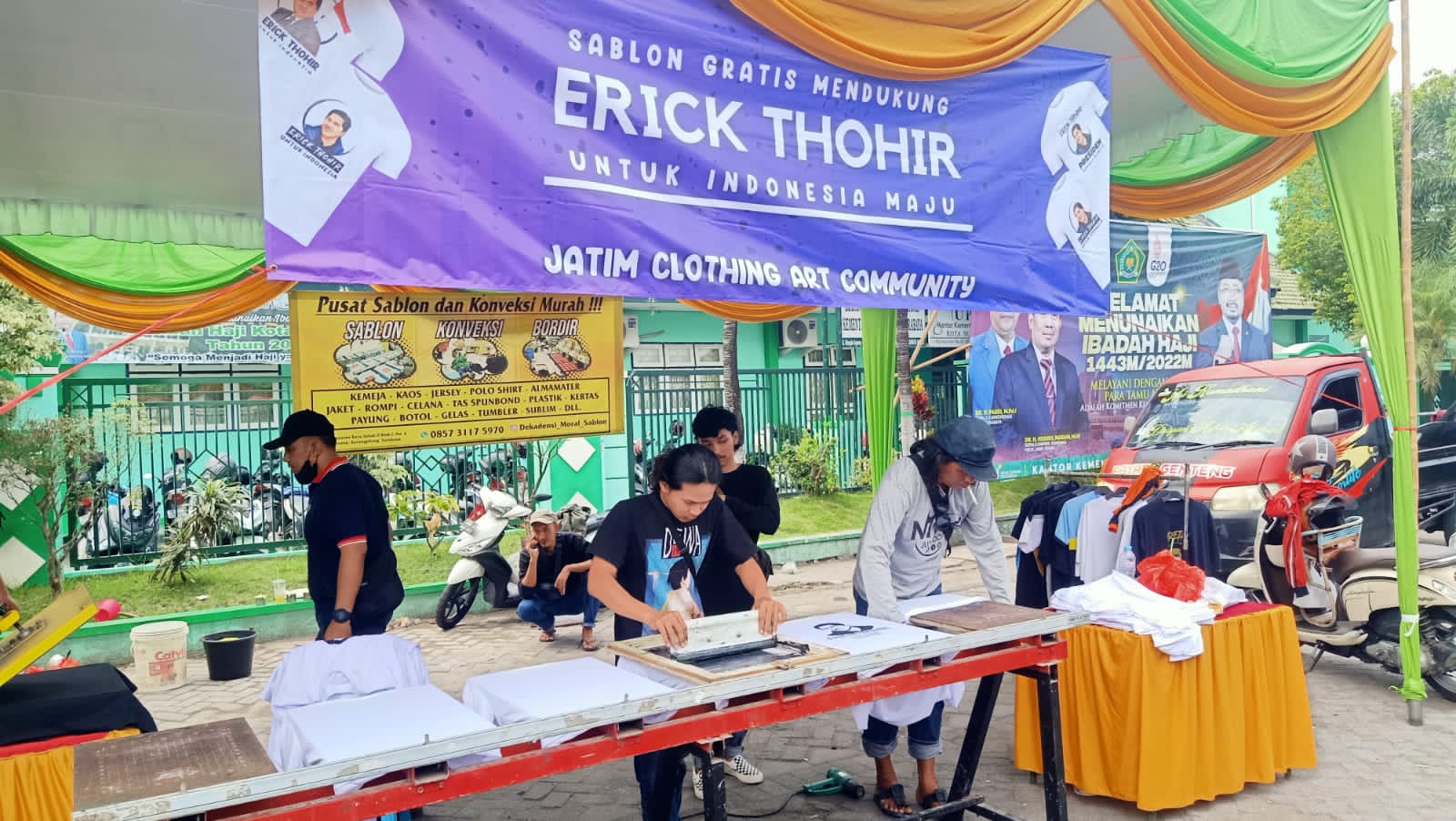 Komunitas CAC membuka sablon gratis.