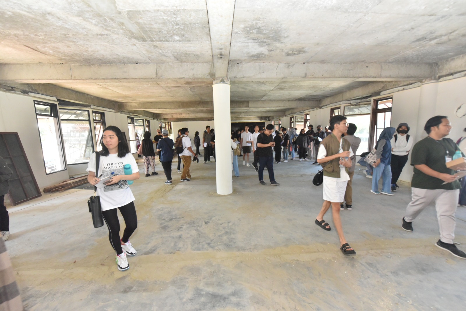 Survei lapangan untuk sayembara Desain Kawasan Eks Taman Hiburan Rakyat (THR) dan Taman Remaja Surabaya (TRS) 