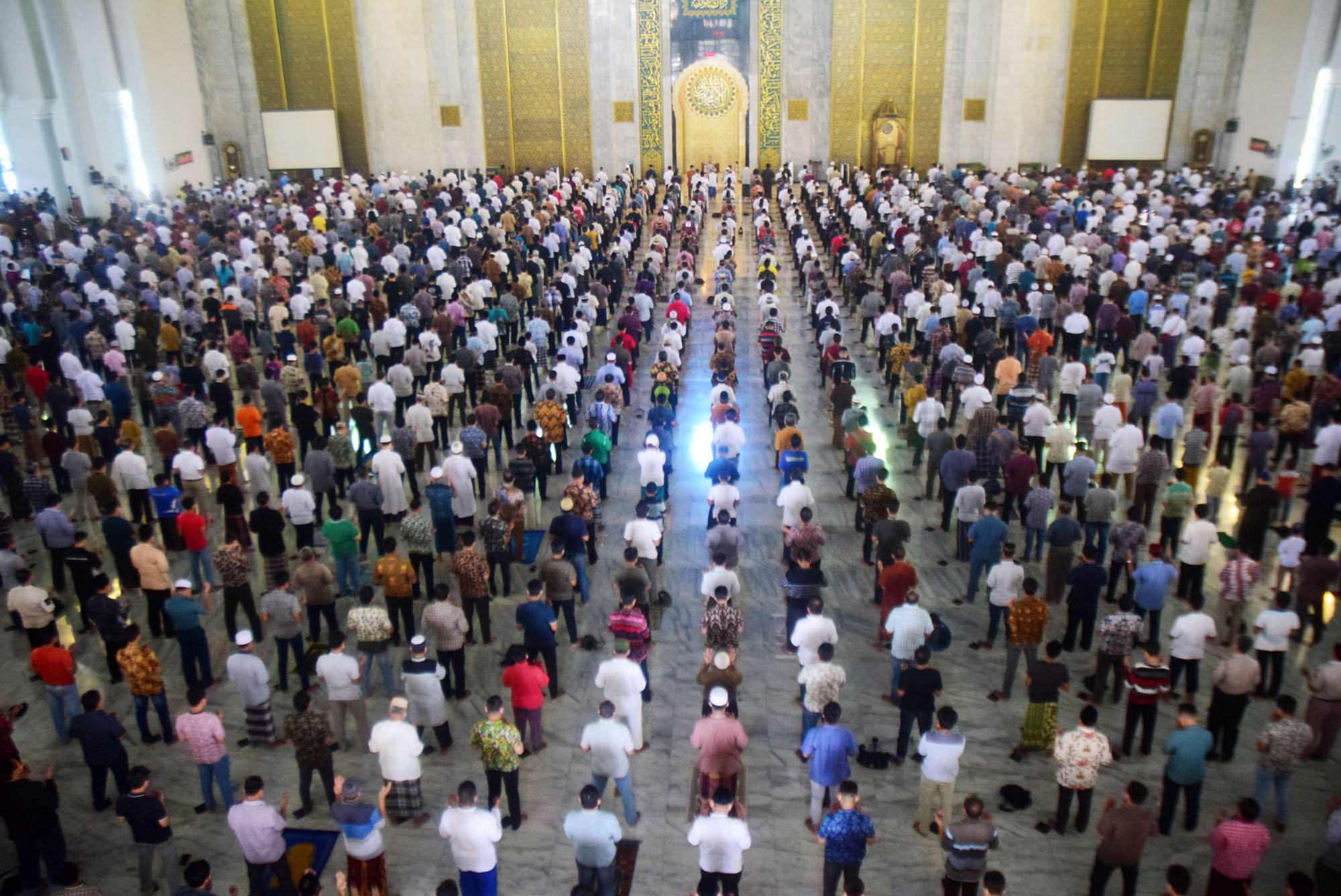 Shalalat berjamaah di Masjid Al Akbar (Dok)